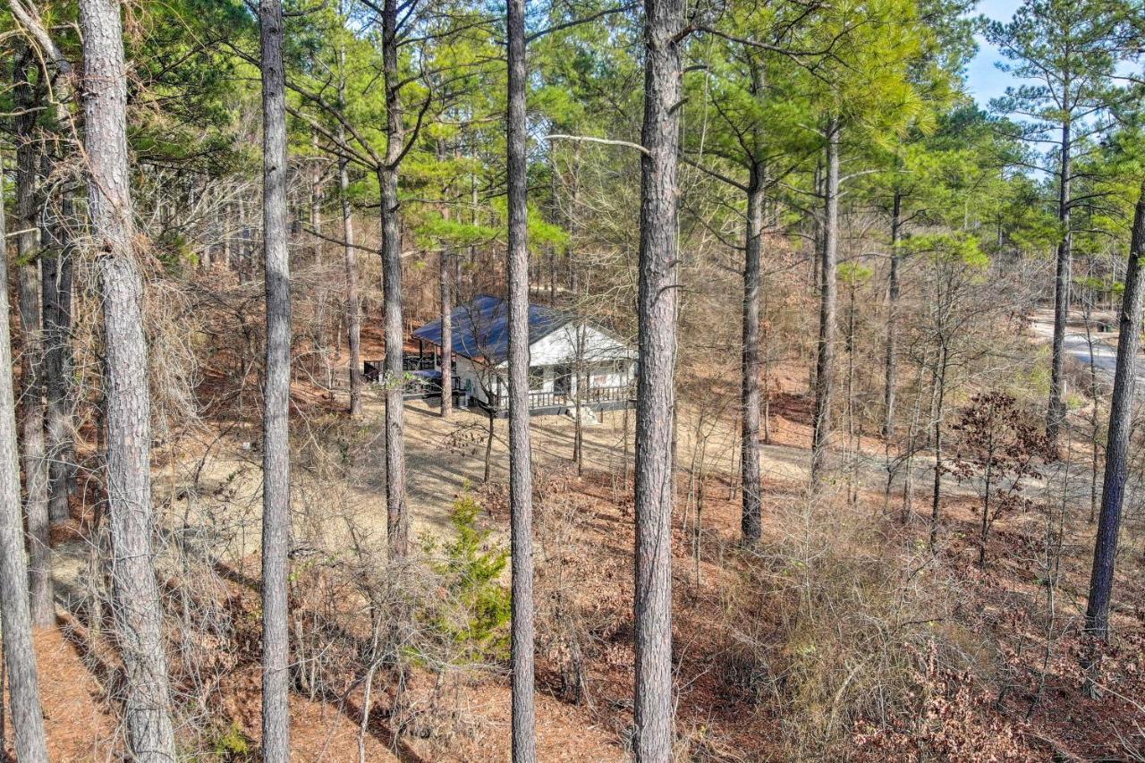Chic Broken Bow Escape With Hot Tub And Fire Pit! Apartment Stephens Gap Exterior photo