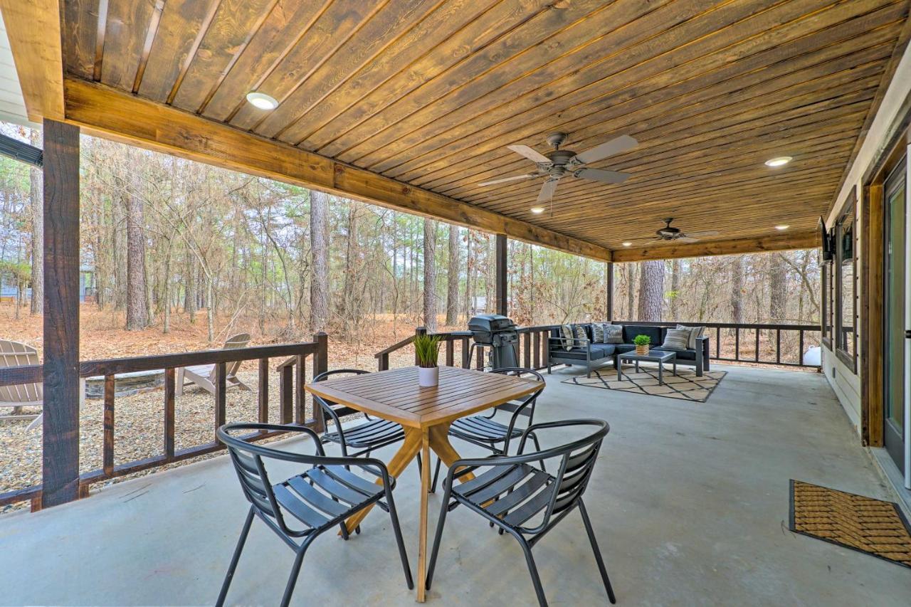 Chic Broken Bow Escape With Hot Tub And Fire Pit! Apartment Stephens Gap Exterior photo